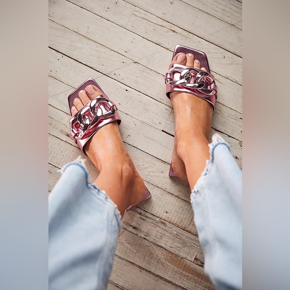 NWT Chain Link Slide Sandals